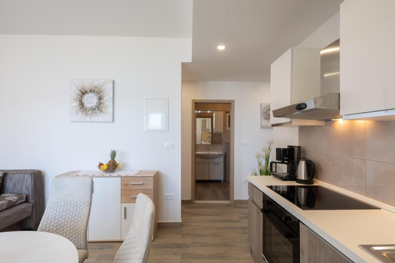 Apartment 20 Meters From The