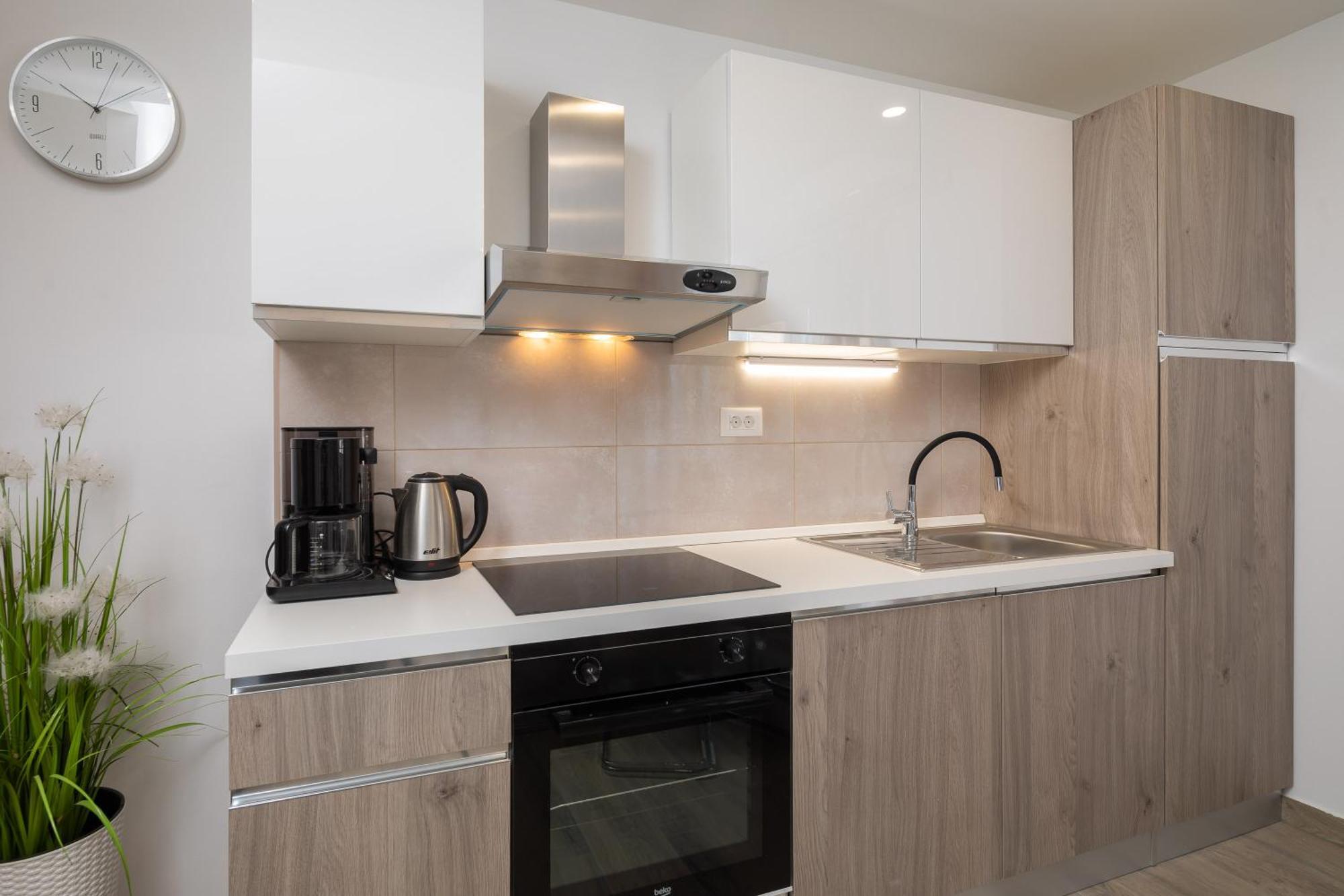 20 Meters From The * Jesenice (Split-Dalmatia)