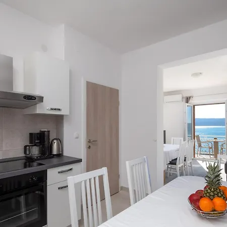 Apartments 20 Meters From The Beach Jesenice  Exterior photo