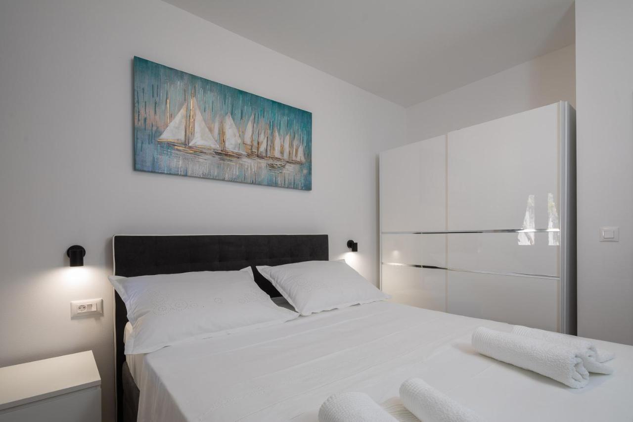 20 Meters From The Apartman *